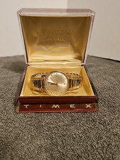 Vintage 1966 Timex relógio elétrico pulseira folheada a ouro 10k e caixa original TESTADO, usado comprar usado Vintage 1966 Timex relógio elétrico pulseira folheada a ouro 10k e caixa original TESTADO, usado comprar usado  Enviando para Brazil
