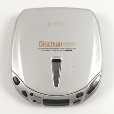Sony e441 walkman d'occasion  Clermont-Ferrand-