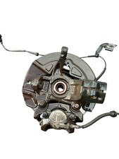 Montante anteriore sinistro usato Montante anteriore sinistro usato  Pozzallo