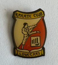 Pin karate club d'occasion  Aizenay