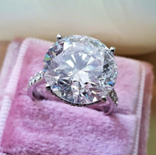 Round cut moissanite for sale  FARNHAM