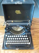 Antigua máquina de escribir portátil Underwood Standard 1927 con teclado de 4 bancos, estuche segunda mano  Embacar hacia Argentina