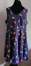 Vestido retrô pinup plus Eva Rose gola V sem mangas fit & flare estampa mista de frutas comprar usado  Enviando para Brazil