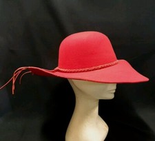 Chapeau femme acrylique d'occasion  France