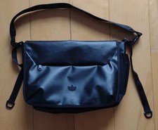 Adidas riginals umhängetasche gebraucht kaufen Adidas riginals umhängetasche gebraucht kaufen  Gomaringen