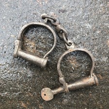Handcuffs old key for sale  HOLYWOOD