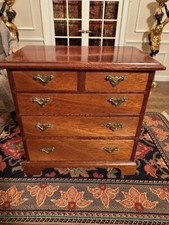 Casa de bonecas cômoda assinada por artesão Richard Simms miniatura, usado comprar usado Casa de bonecas cômoda assinada por artesão Richard Simms miniatura, usado comprar usado  Enviando para Brazil