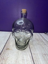 Garrafa vazia cabeça de cristal vodca caveira transparente com tampo de cortiça comprar usado Garrafa vazia cabeça de cristal vodca caveira transparente com tampo de cortiça comprar usado  Enviando para Brazil