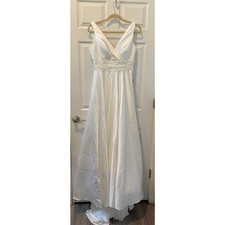 Stunning simple satin for sale  Erie