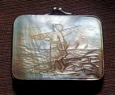 Antique pearl carved d'occasion  Expédié en Belgium