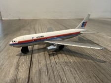United airlines zee for sale  Pomona