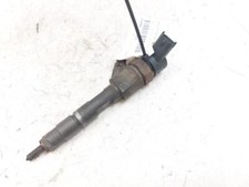 0445110110 iniettore diesel usato 0445110110 iniettore diesel usato  Torre del Greco