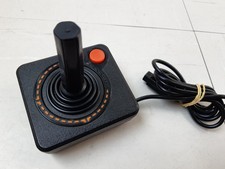 Manette officielle atari d'occasion Manette officielle atari d'occasion  Saint-Paterne-Racan