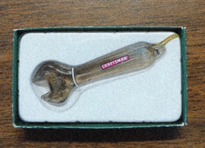 Enfeite de ferramenta chave artesão de vidro 2003 na caixa original Natal feriado comprar usado Enfeite de ferramenta chave artesão de vidro 2003 na caixa original Natal feriado comprar usado  Enviando para Brazil