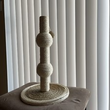 Cat scratching post for sale  Ballwin