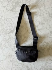 Usado, Bolsa tiracolo Nike Aura 2L unissex esportiva bolsa casual cintura HM6120-010 comprar usado  Enviando para Brazil