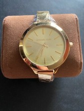 Relógio feminino Michael Kors Slim Runways quartzo aço inoxidável tom dourado MK3275 comprar usado  Enviando para Brazil
