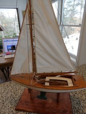 Retractable keel pond for sale  Lake George