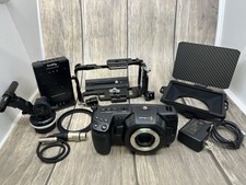 Câmera de cinema BlackMagic bolso 4K SmallRig câmera gaiola montagem em V bateria e extras comprar usado Câmera de cinema BlackMagic bolso 4K SmallRig câmera gaiola montagem em V bateria e extras comprar usado  Enviando para Brazil