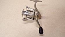 MOLINETE DE PESCA BASS PRO SHOPS - ETIQUETA DOURADA - 6 ROLAMENTOS DE ESFERAS - MOLINETE FUNCIONA BEM comprar usado  Enviando para Brazil