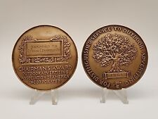 MEDALHÕES PRÊMIO DE SERVIÇO DO PRESIDENTE DA ASSOCIAÇÃO DE PUBLICIDADE AO AR LIVRE DA AMÉRICA  comprar usado  Enviando para Brazil