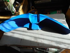 Garde boue bleu d'occasion  Thourotte