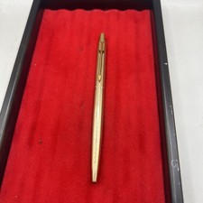 Caneta esferográfica Parker Classic Insignia gravada novo refil  comprar usado Caneta esferográfica Parker Classic Insignia gravada novo refil  comprar usado  Enviando para Brazil