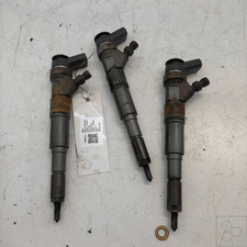 13537793836 iniettore diesel usato  Italia