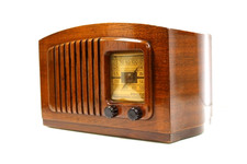 RÁDIO TAMPA TRASEIRA VINTAGE DÉCADA DE 1940 ANTIGO RESTAURADO PHILCO ANTIGO VIOLINO STRADIVARIUS comprar usado  Enviando para Brazil