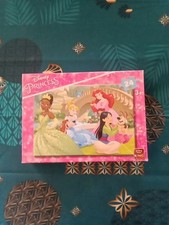 Puzzle princesses disney d'occasion  Le Loroux-Bottereau