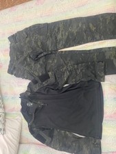 Uniforme multicam black usato  Roma