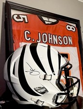 Capacete branco autografado Chad Johnson NFL Bengals réplica de velocidade em tamanho real com certificado de autenticidade comprar usado Capacete branco autografado Chad Johnson NFL Bengals réplica de velocidade em tamanho real com certificado de autenticidade comprar usado  Enviando para Brazil