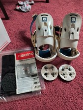 Burton women snowboard for sale  Floral Park