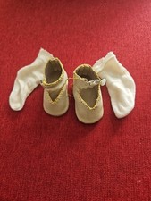 Chaussures chaussettes poupée d'occasion  Lunel