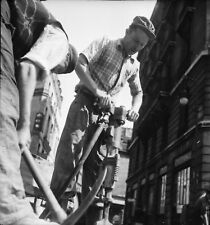 Paris 1950 worker d'occasion  Expédié en Belgium