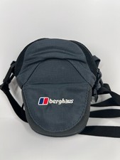 Bolsa rígida compacta para câmera Berghaus com alça ajustável capa de chuva comprar usado  Enviando para Brazil