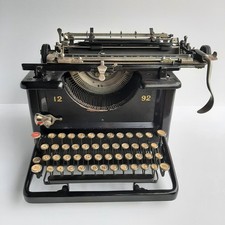 Macchina scrivere originale usato  Lecco