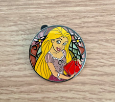 PINO RAPUNZEL EMARANHADO SÉRIE PRINCESA VITRAL DISNEY TDR comprar usado PINO RAPUNZEL EMARANHADO SÉRIE PRINCESA VITRAL DISNEY TDR comprar usado  Enviando para Brazil