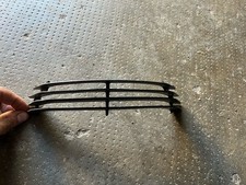Griglia originale fanale usato  Asti