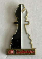 Pin jeu echiquier d'occasion  Aizenay