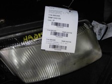 Farol direito do passageiro Volkswagen Passat 98-01 Thru VIN 049999, usado comprar usado  Enviando para Brazil