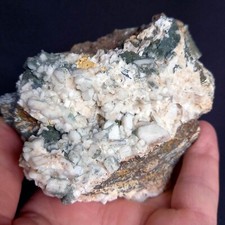 1.56 bellissimi cristalli usato  Italia