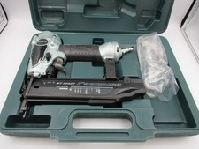 Hitachi 18ga brad d'occasion  Expédié en Belgium