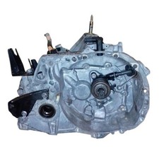 Cambio 8200133311 renault usato  Pratola Peligna