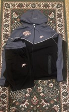 Nike tech taglia usato  Lecco