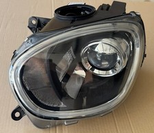 Faro proiettore anteriore usato  Cerignola
