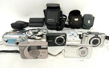 Bundle digital cameras for sale  RUGBY