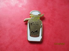 Pin parfum hermès d'occasion  Savigny-sur-Orge