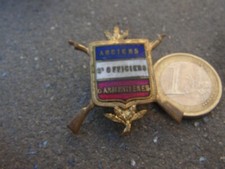 Insigne boutonnière anciens d'occasion  Gréoux-les-Bains