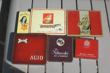 Lot anciennes boîtes d'occasion  Moulins
